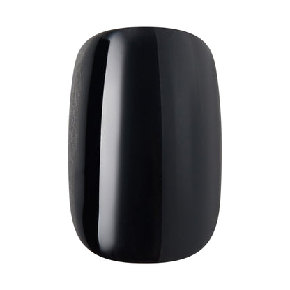 KISS Core nail set for natural looking manicure