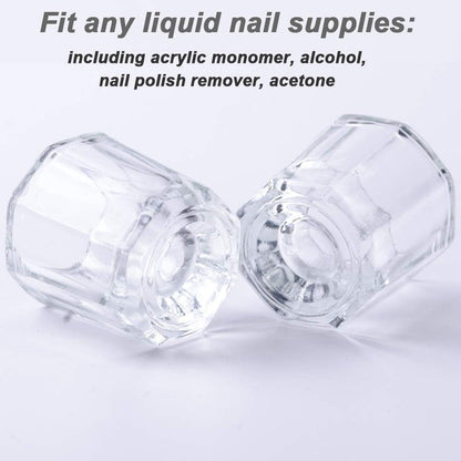 Fiezkaa dappen dish filled with nail liquid