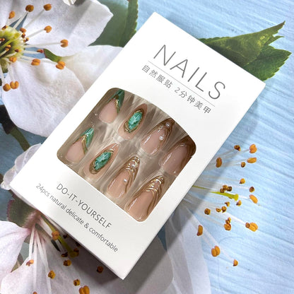 Hand model wearing ASABITE medium length press on nails