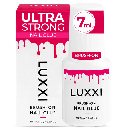 Detail of the brush applicator for Luxxi nail adhesive