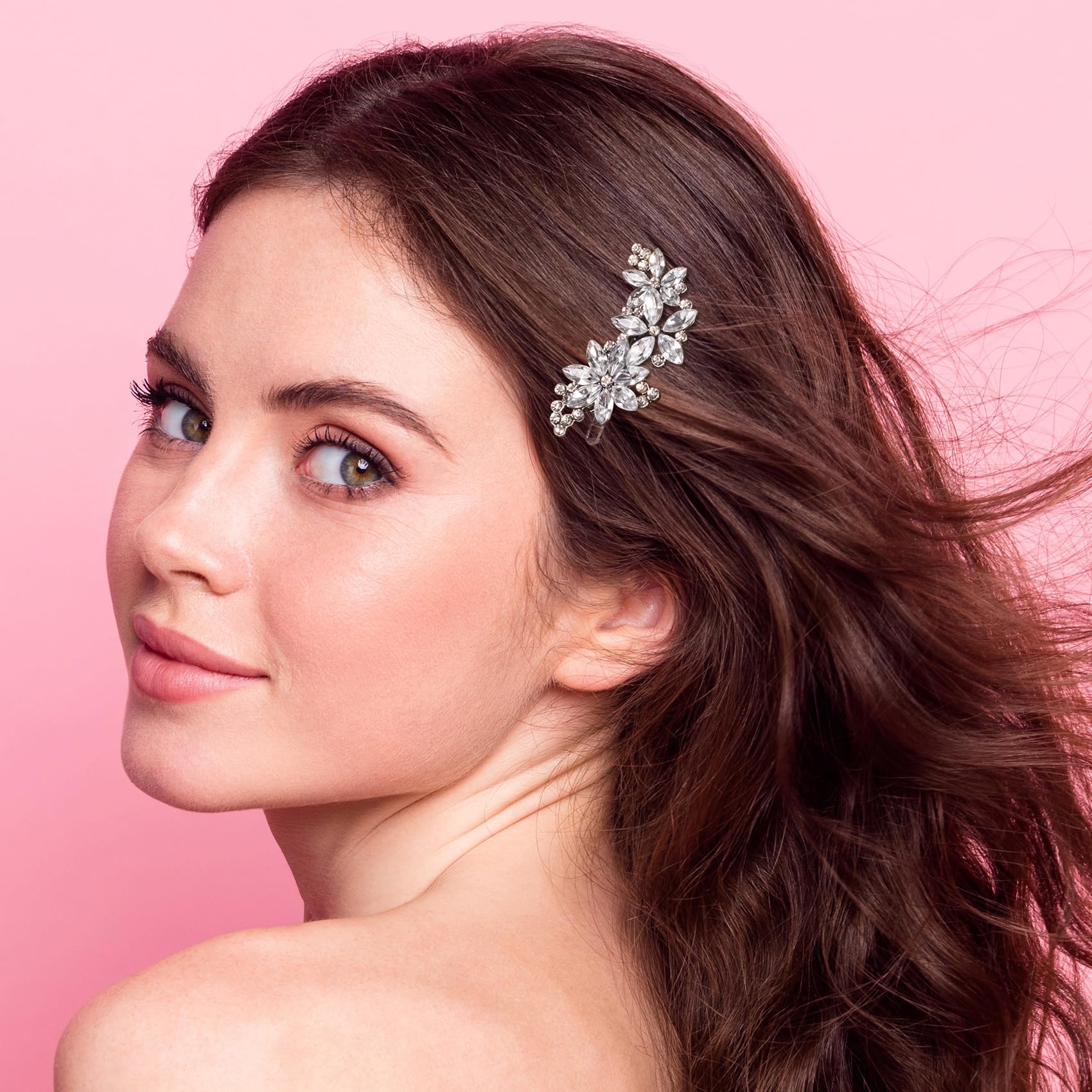 Isslly silver floral hair jewelry showcasing the secure spring snap mechanism