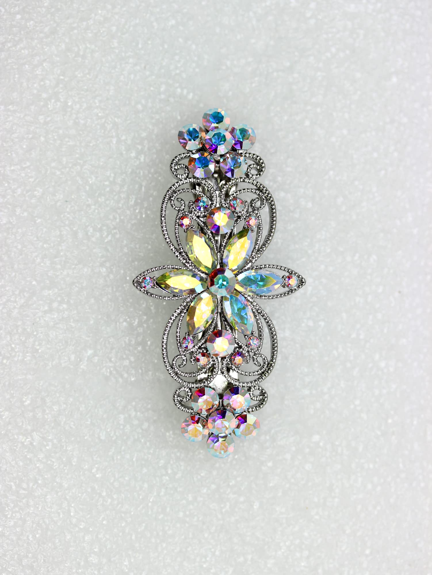 Faship floral hair jewelry clip showcasing the imitation platinum plating and secure spring mechanism.