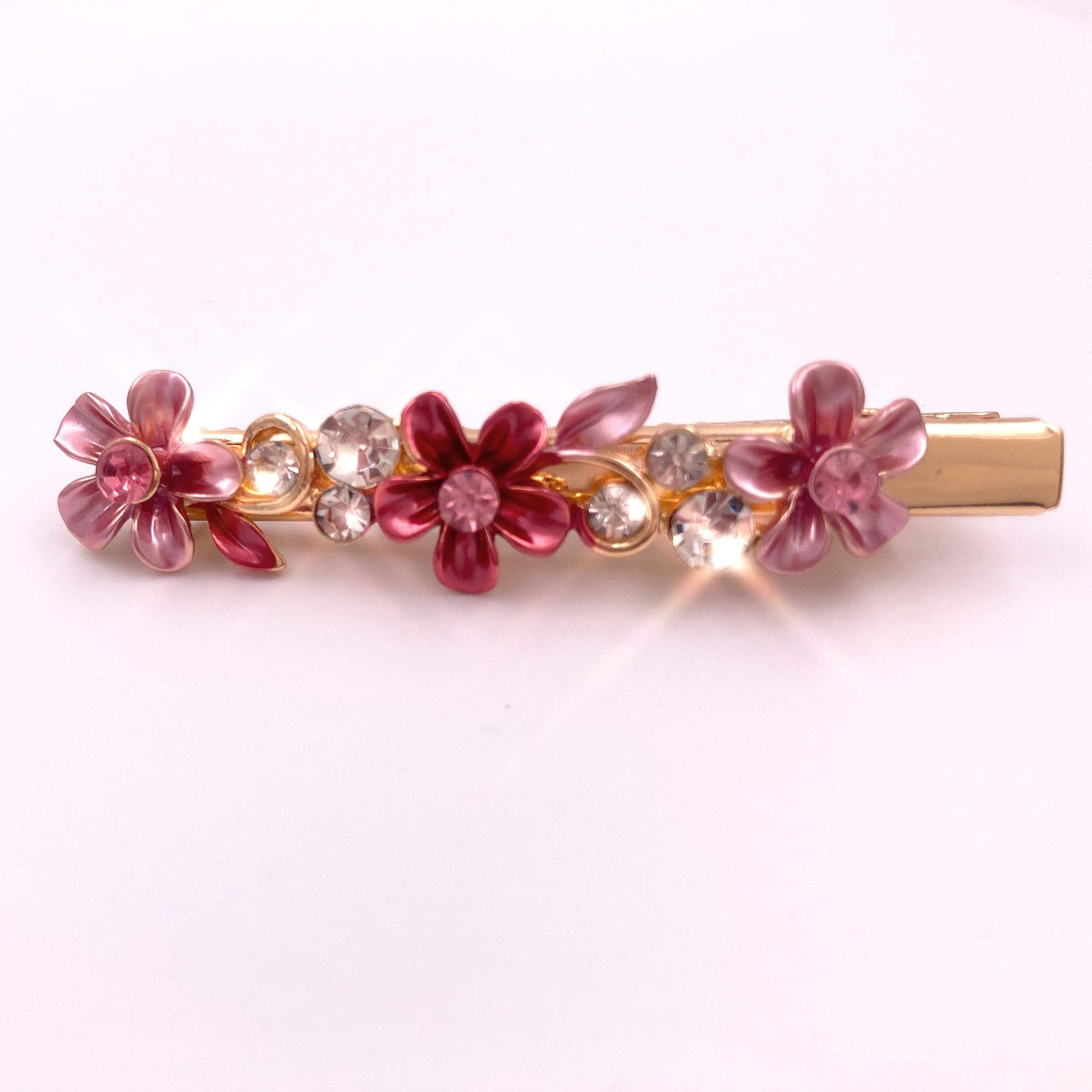Lizzie Kay premium imported floral metal clips for girls and women package content demonstration