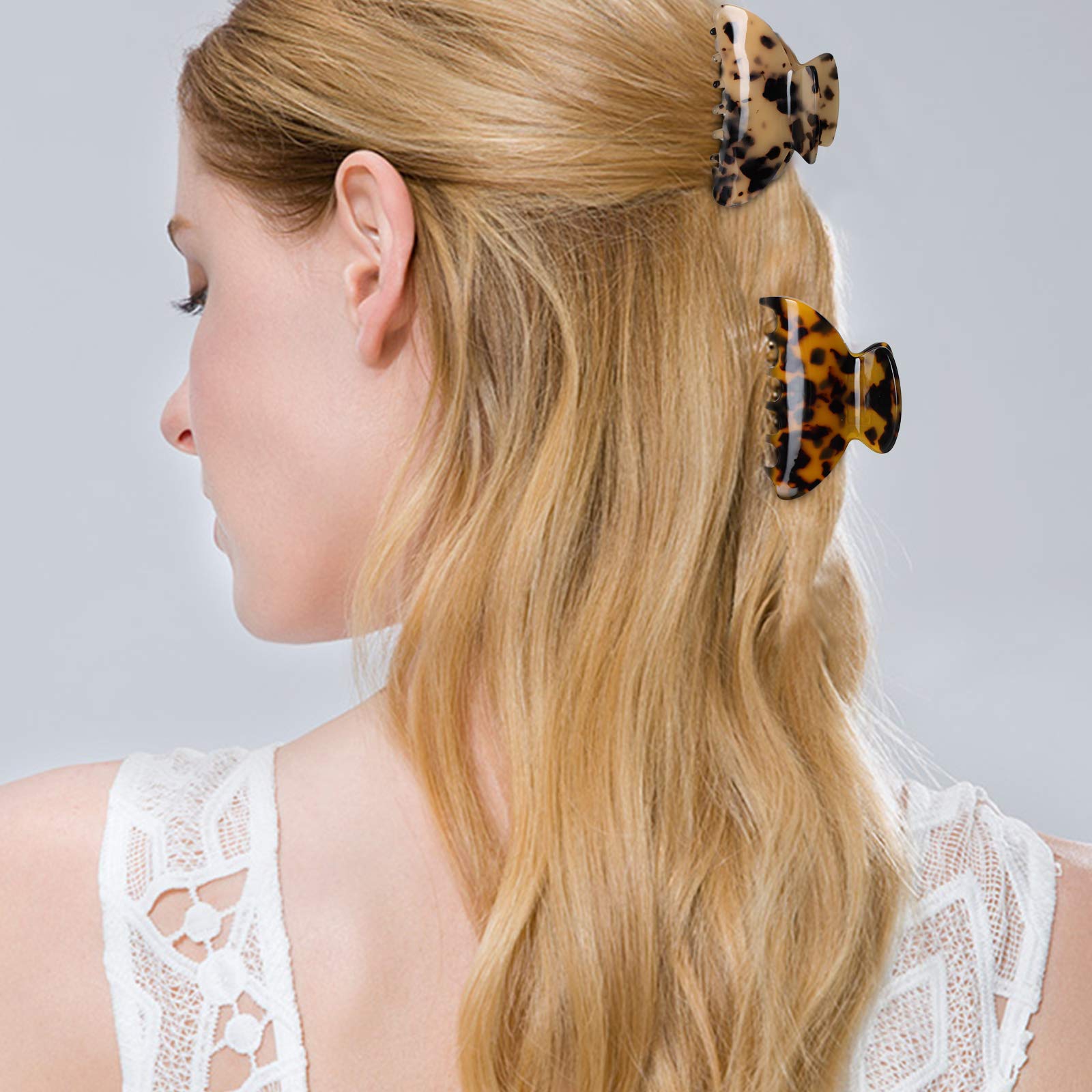 Premium minimalist packaging of the imported leopard print hair barrettes set.