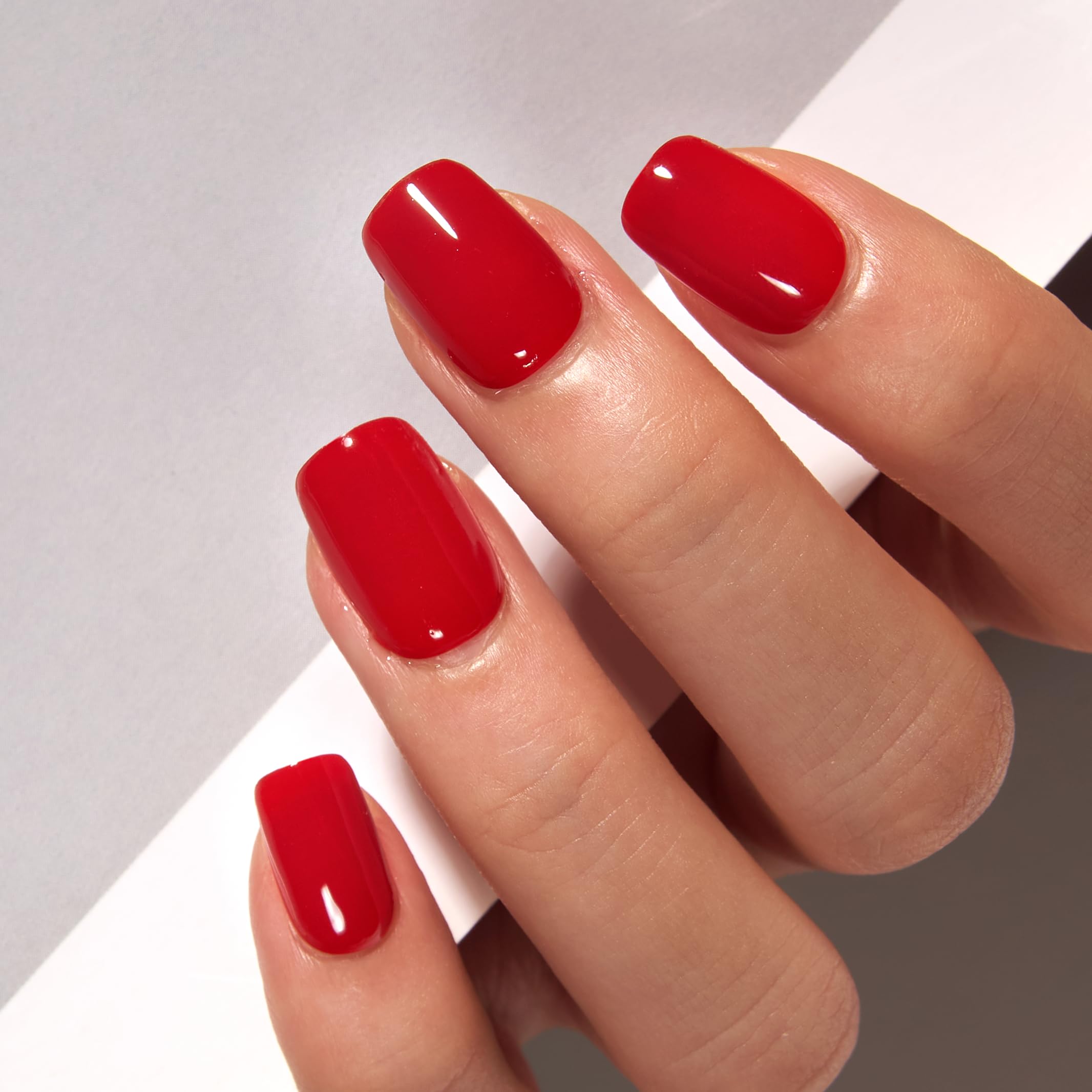 CurvLife red glossy press on nails 30 piece set packaging