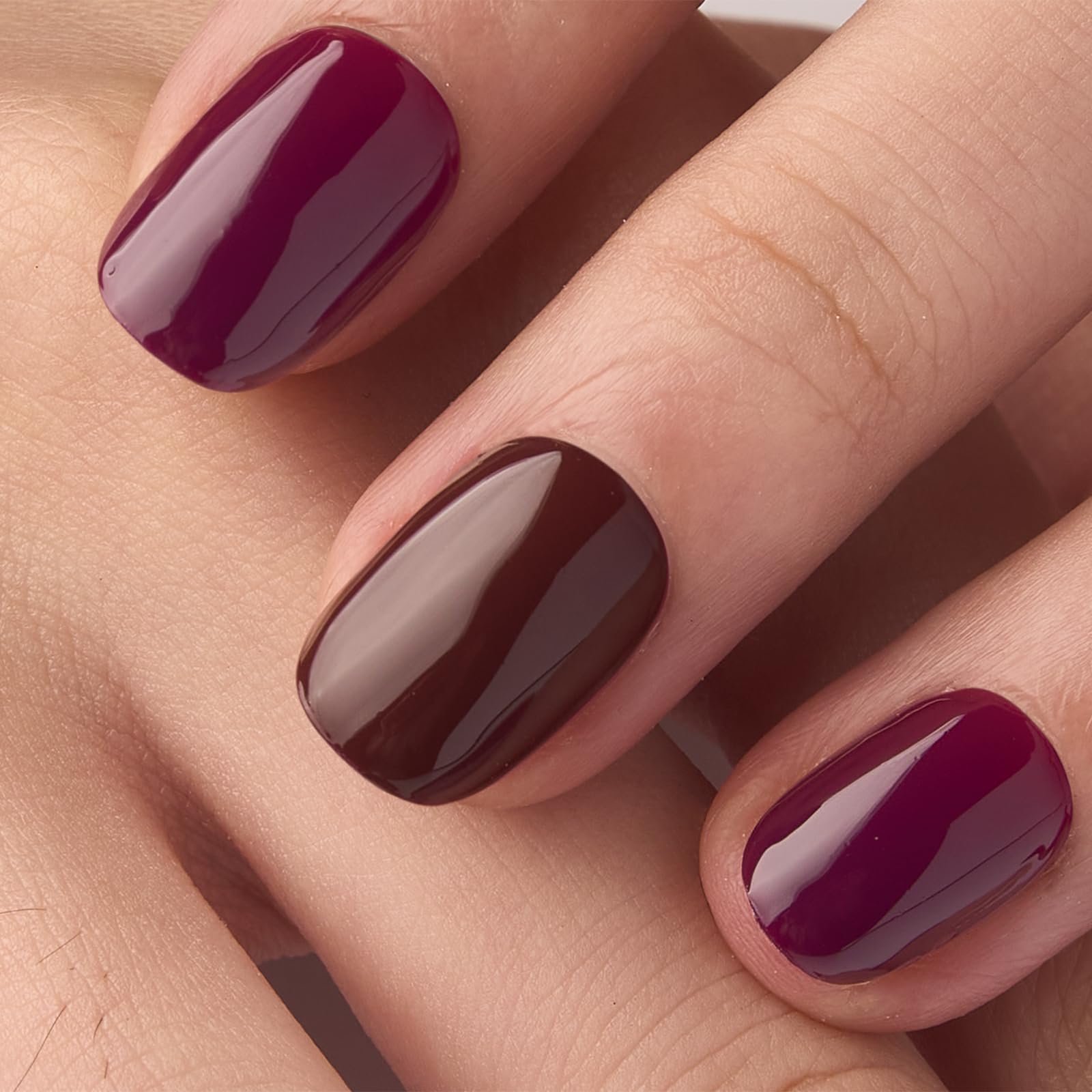 Curvlife short oval false nails in apricot pattern