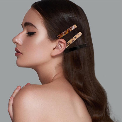 Fumwase premium spring clips for fine to medium hair showing detailed pattern textures