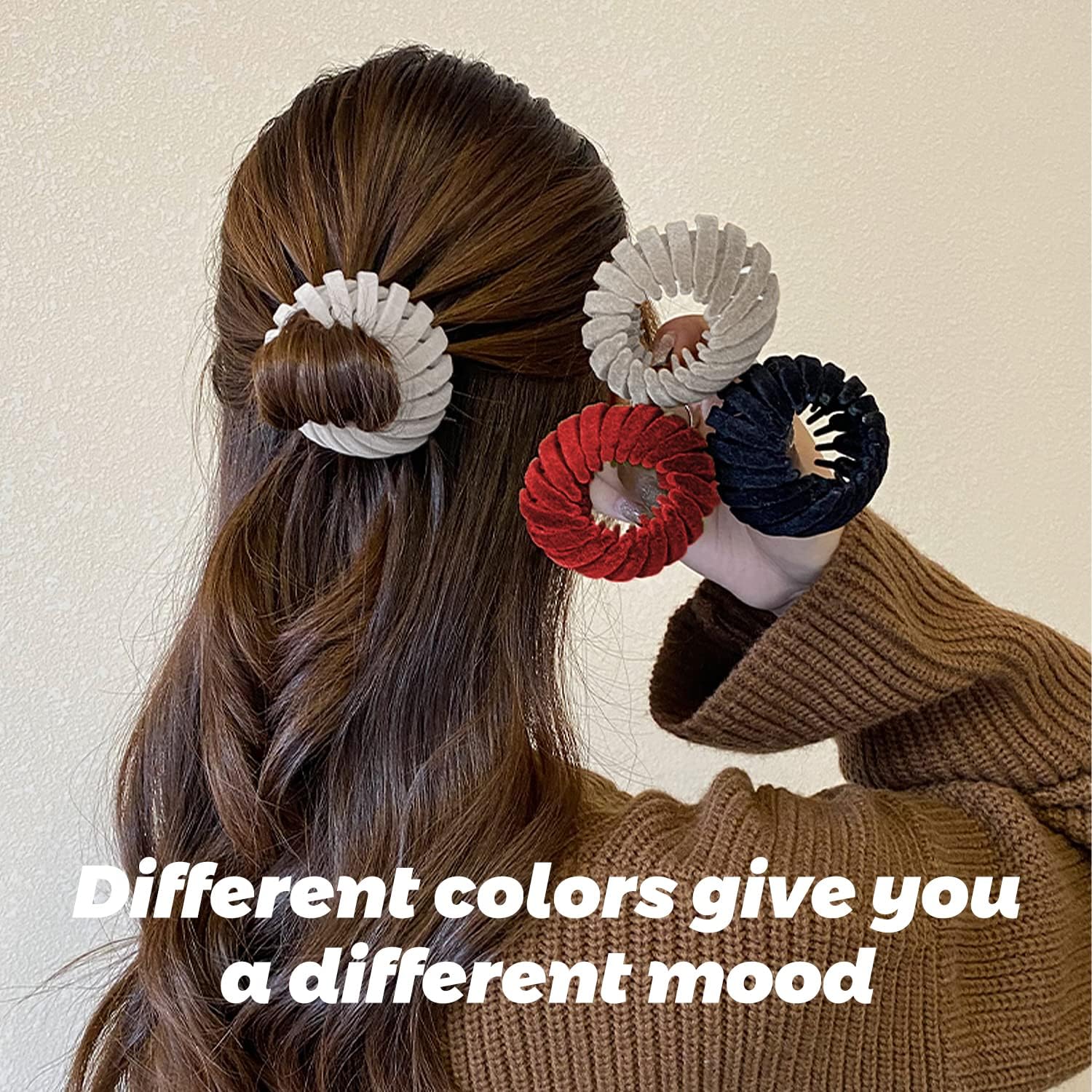 Non slip birds nest hair clutcher showing interlocking teeth for thick hair security
