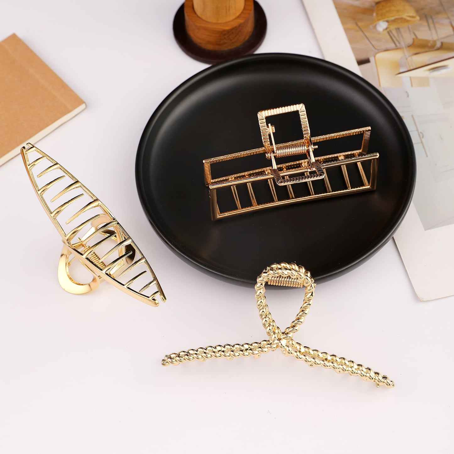 Packaging view of the authentic imported Mehayi large hair claw clips collection