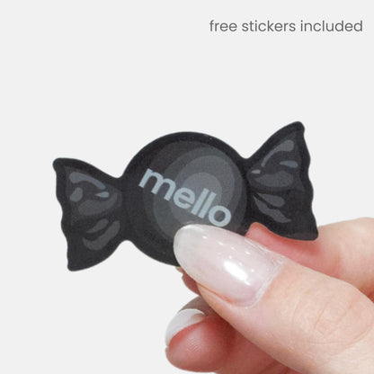 Mello claw clip demonstrating flexible movement