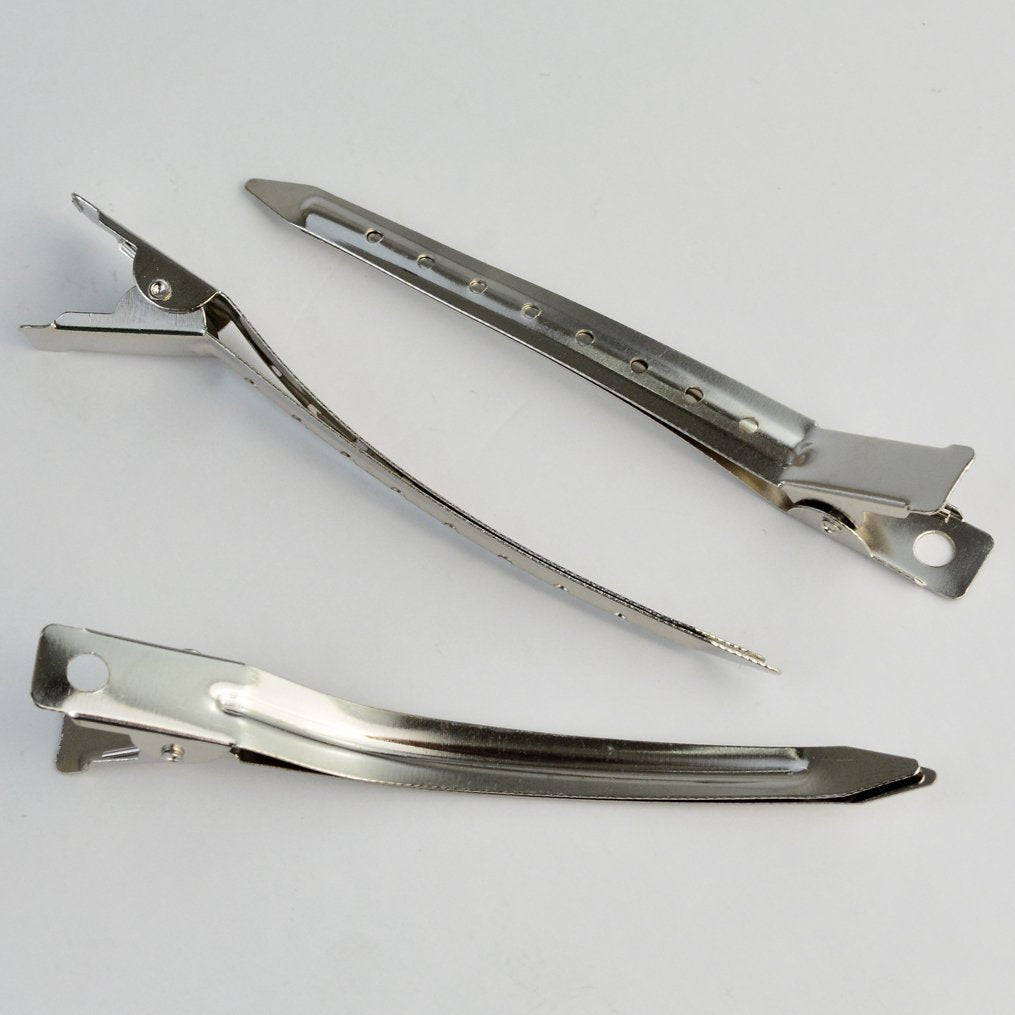 Bantoye three and a half inch alligator hair clips demonstrating strong spring tension