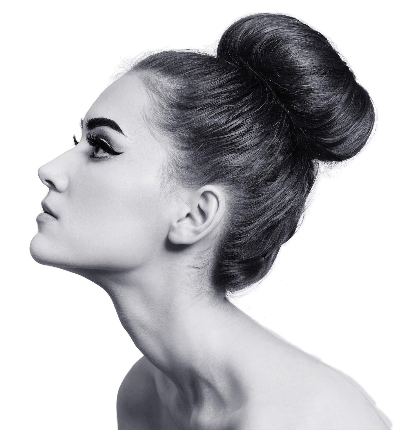 Close up view of the durable construction of Beaute Galleria hair bun shaper