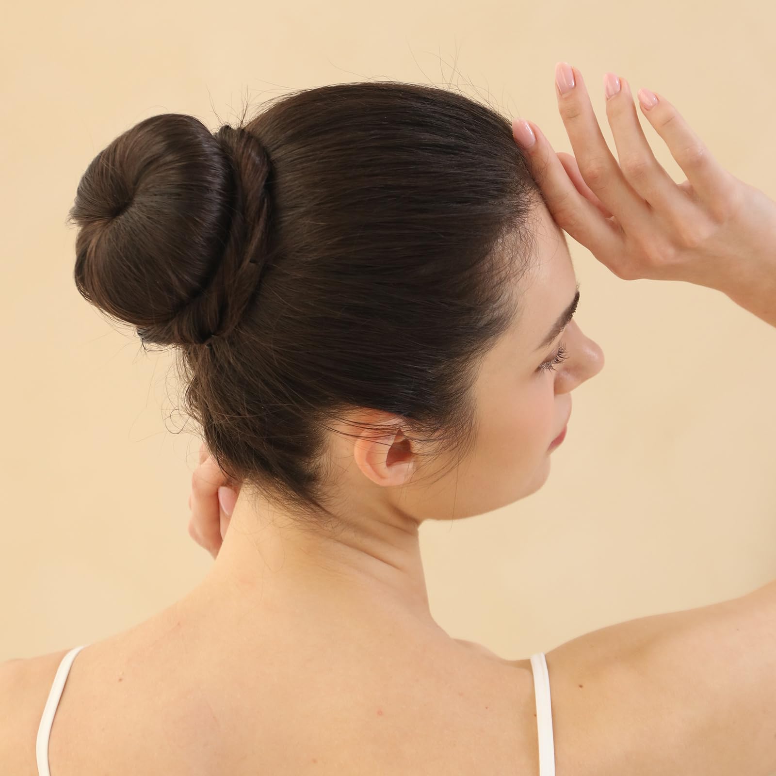 Fandamei hair bun tools arranged for easy use