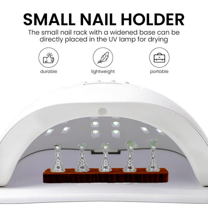 Close up of magnetic nail tips on Esuohym practice display