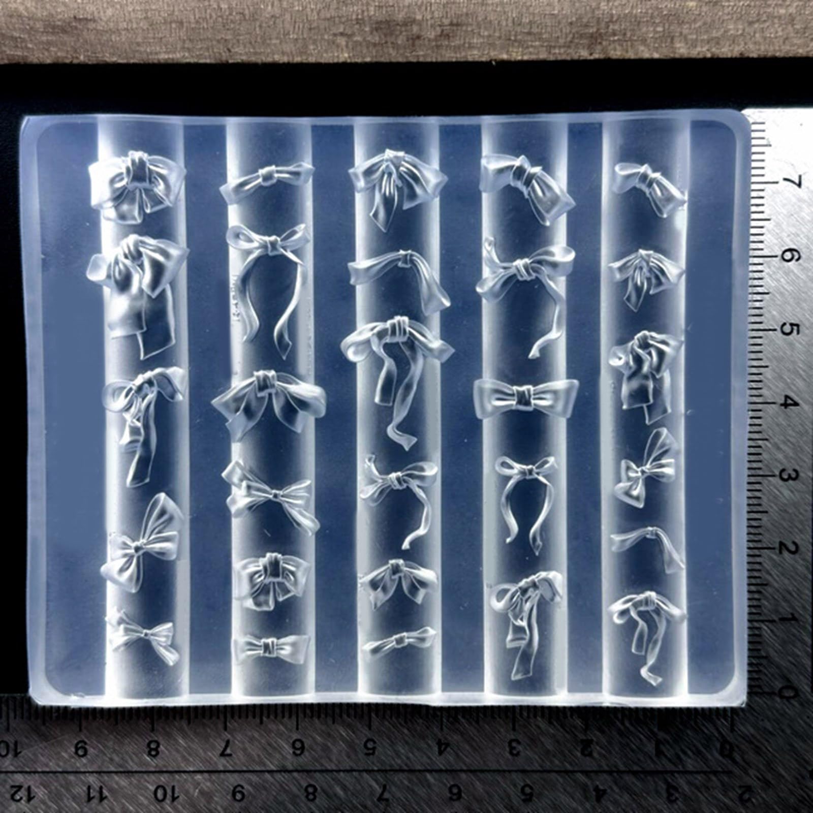 Flexible silicone template for DIY nail art charms