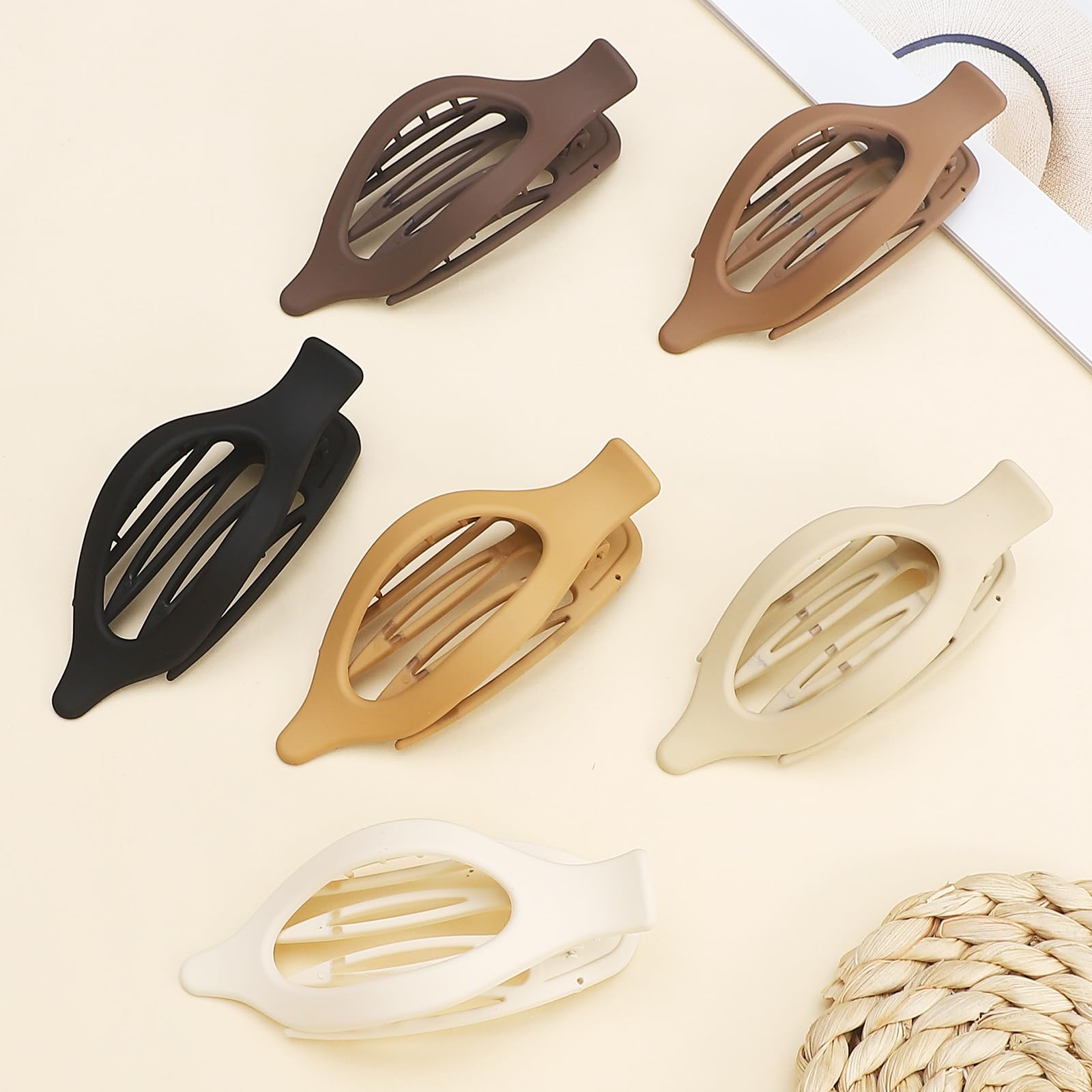 Brown matte lay down claw clips for women