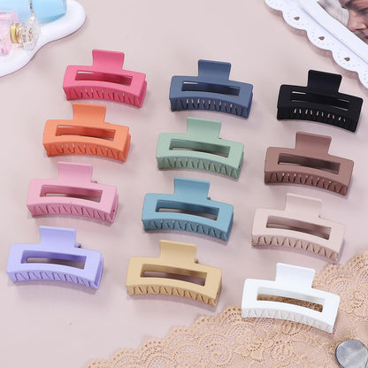 Hair clips set for women showing non-slip design