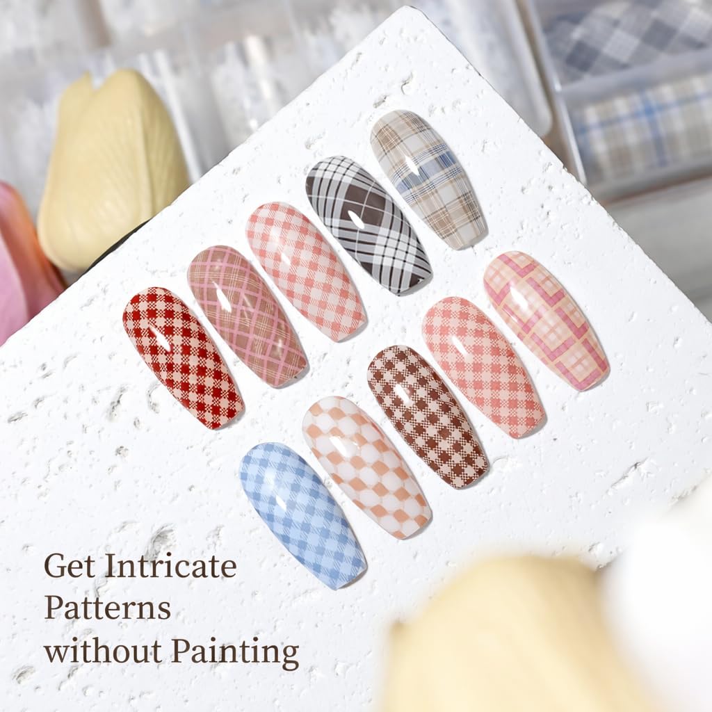 Applying Jodsone foil transfer gel for DIY nail designs