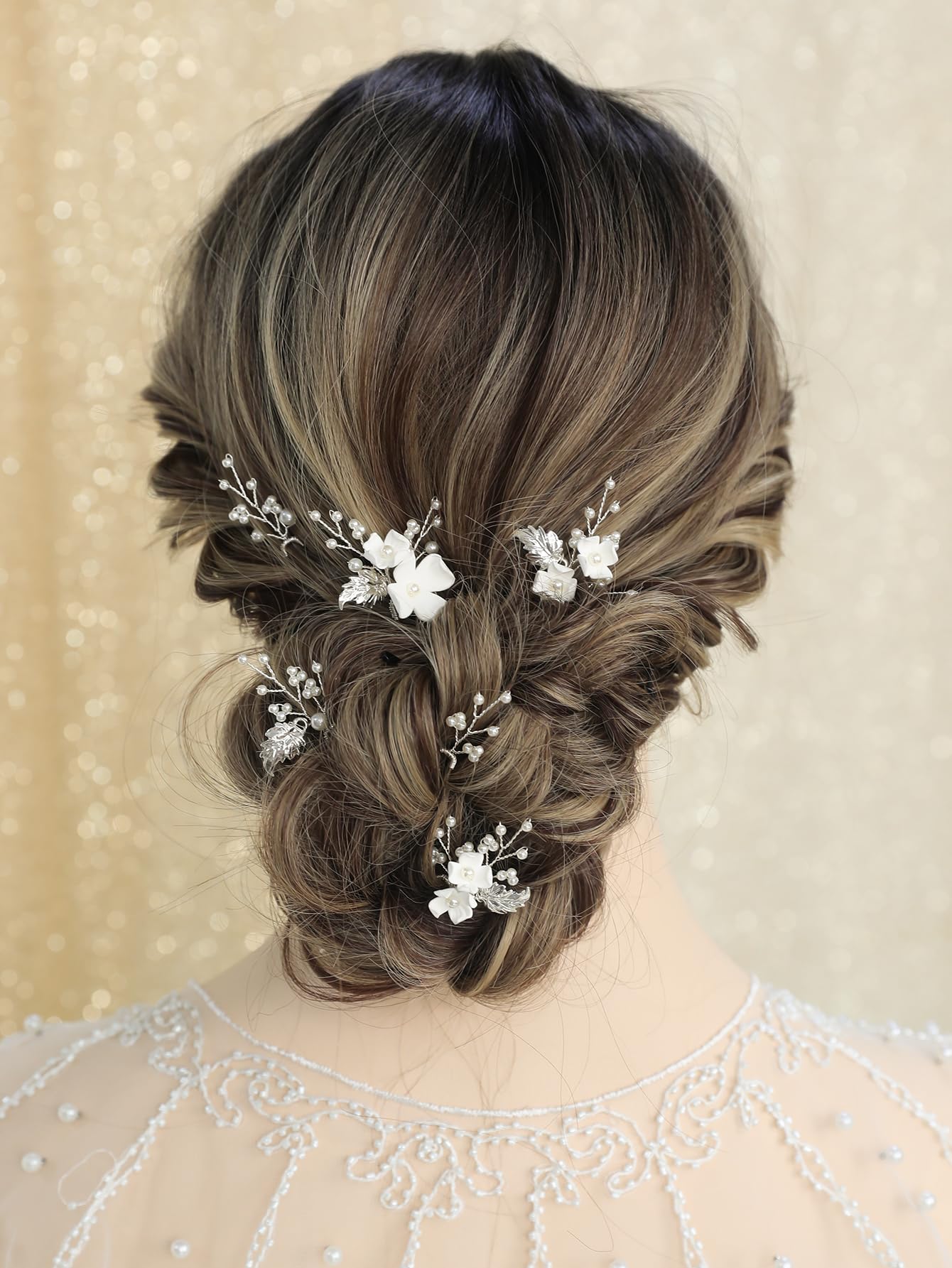Detailed closeup of the high quality alloy and rhinestones on the bridal headpiece
