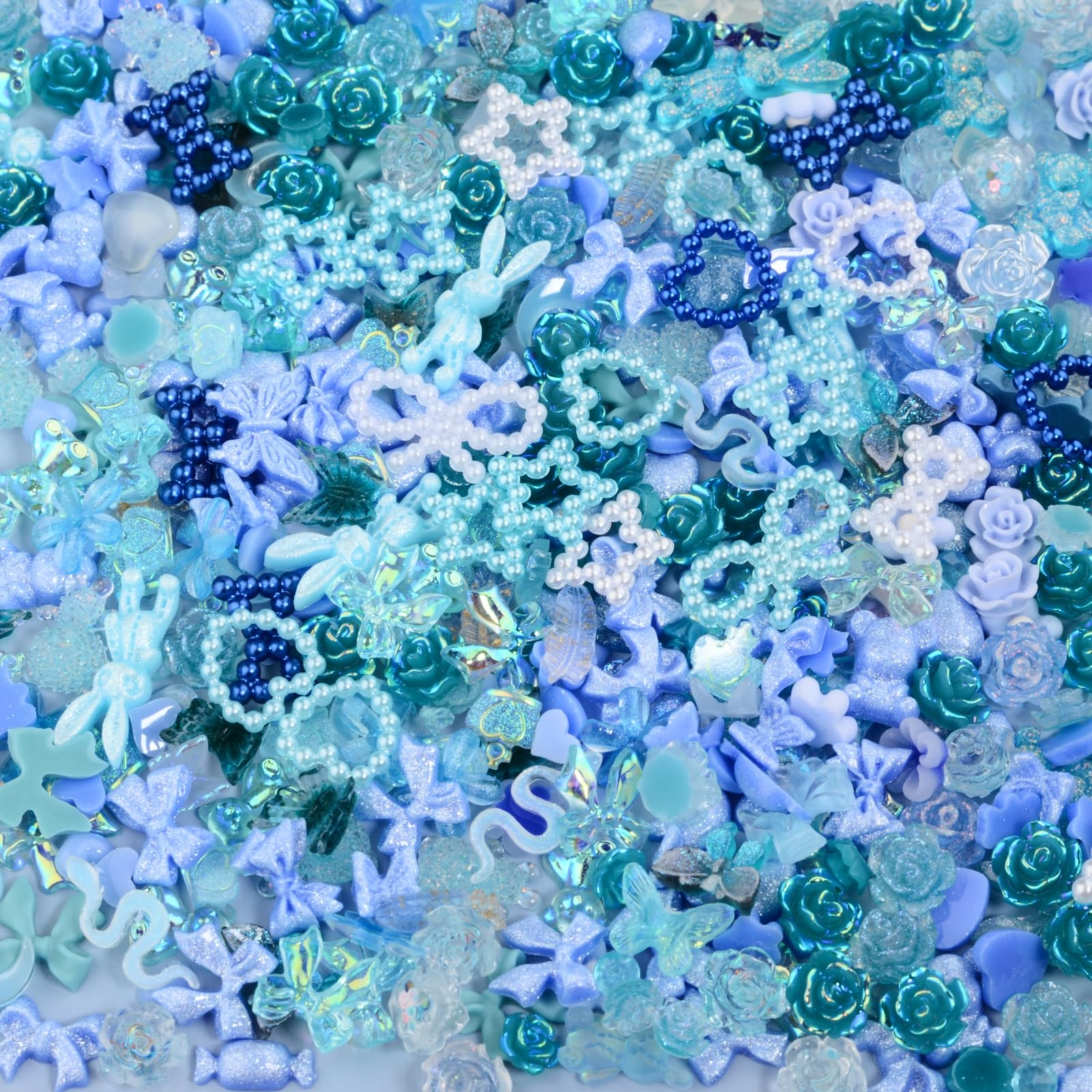 Example of 3D nail art design using resin charms