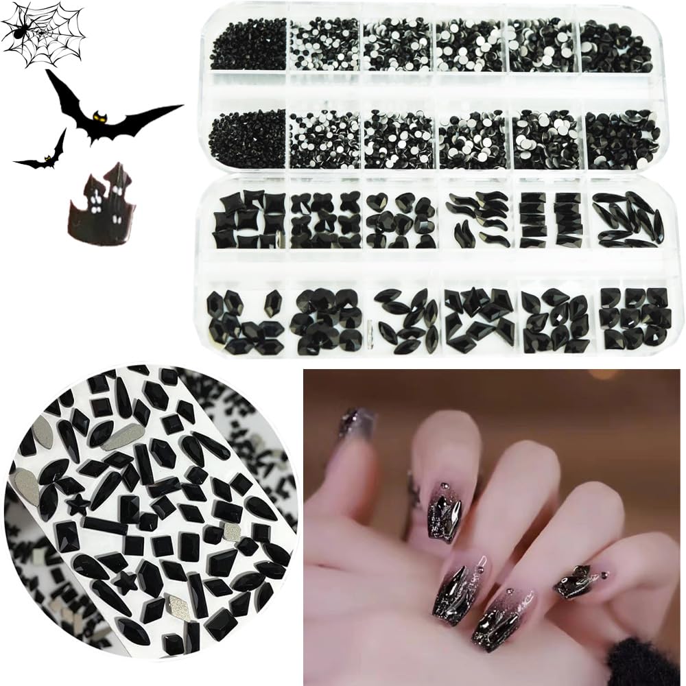 Close up of Alociam 3D big silver white nail charms