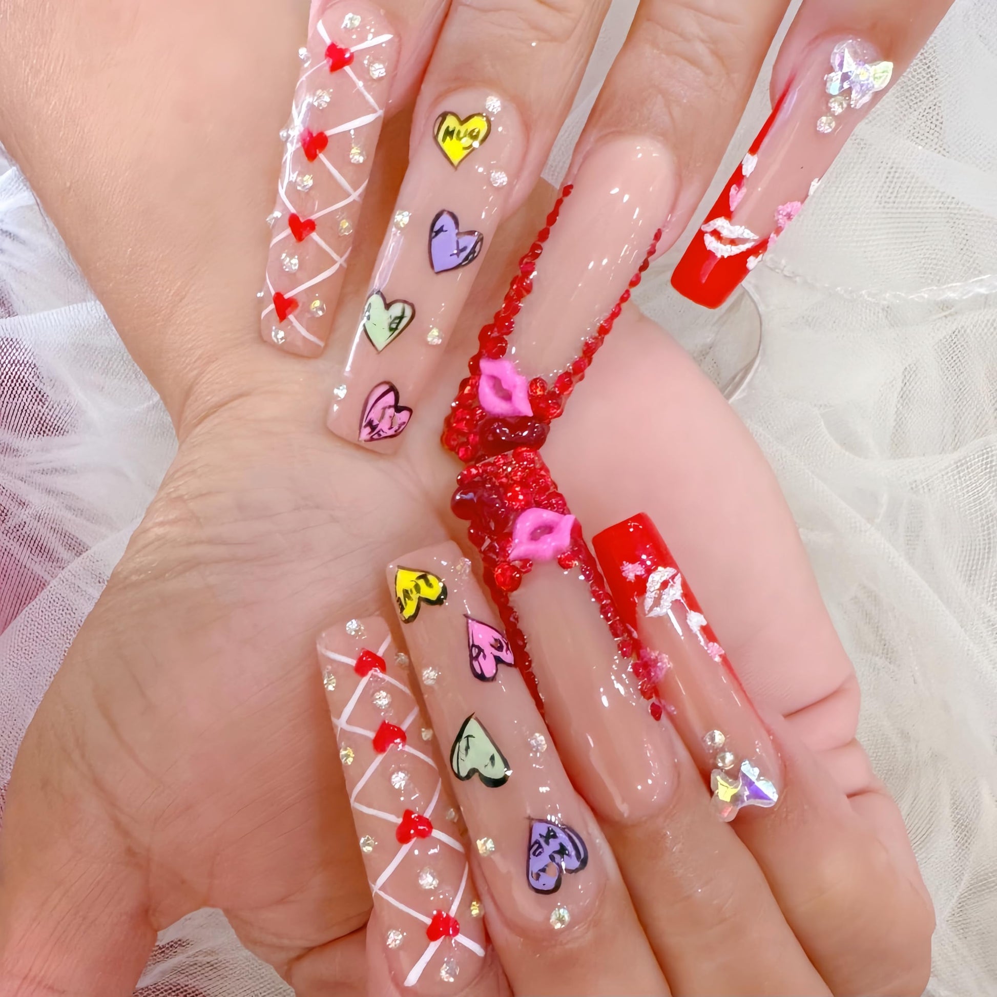 CnSybaris 300 piece nail charm set packaging