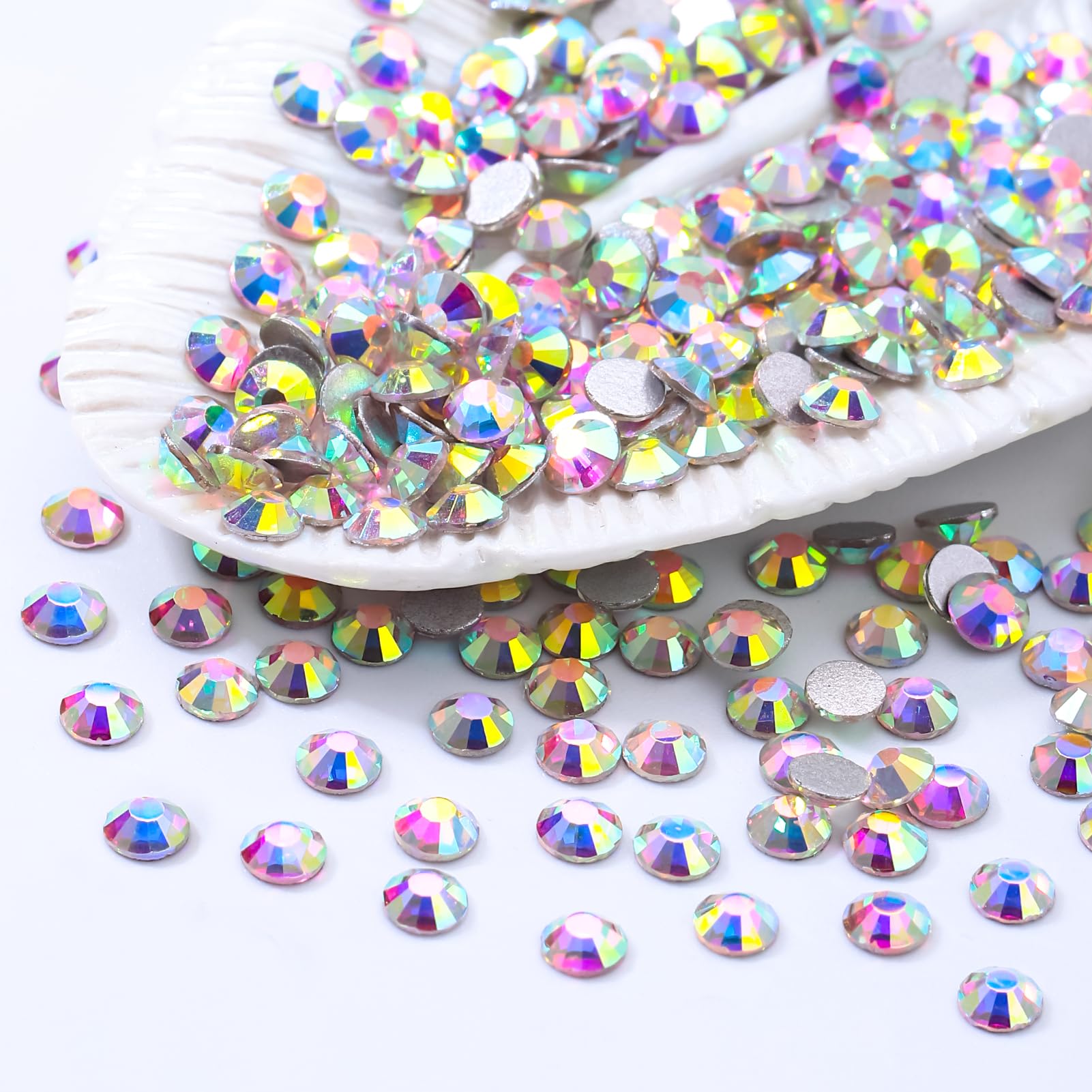 Close up of 1440 pieces glass rhinestones for nail art