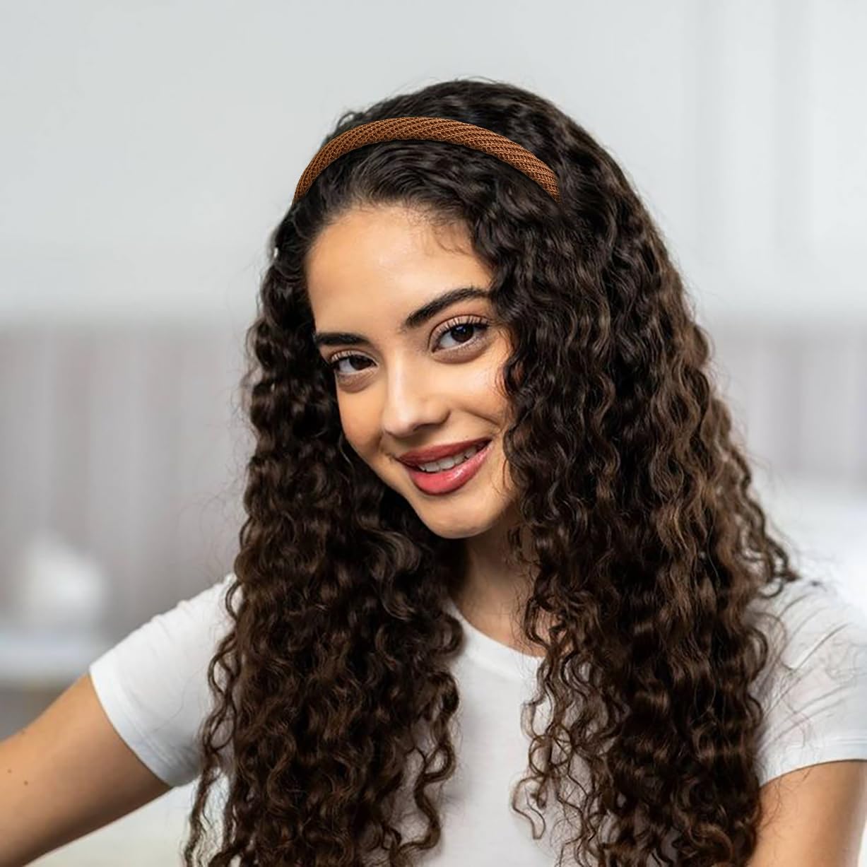 Woman wearing Aibfrid thin knitted headband