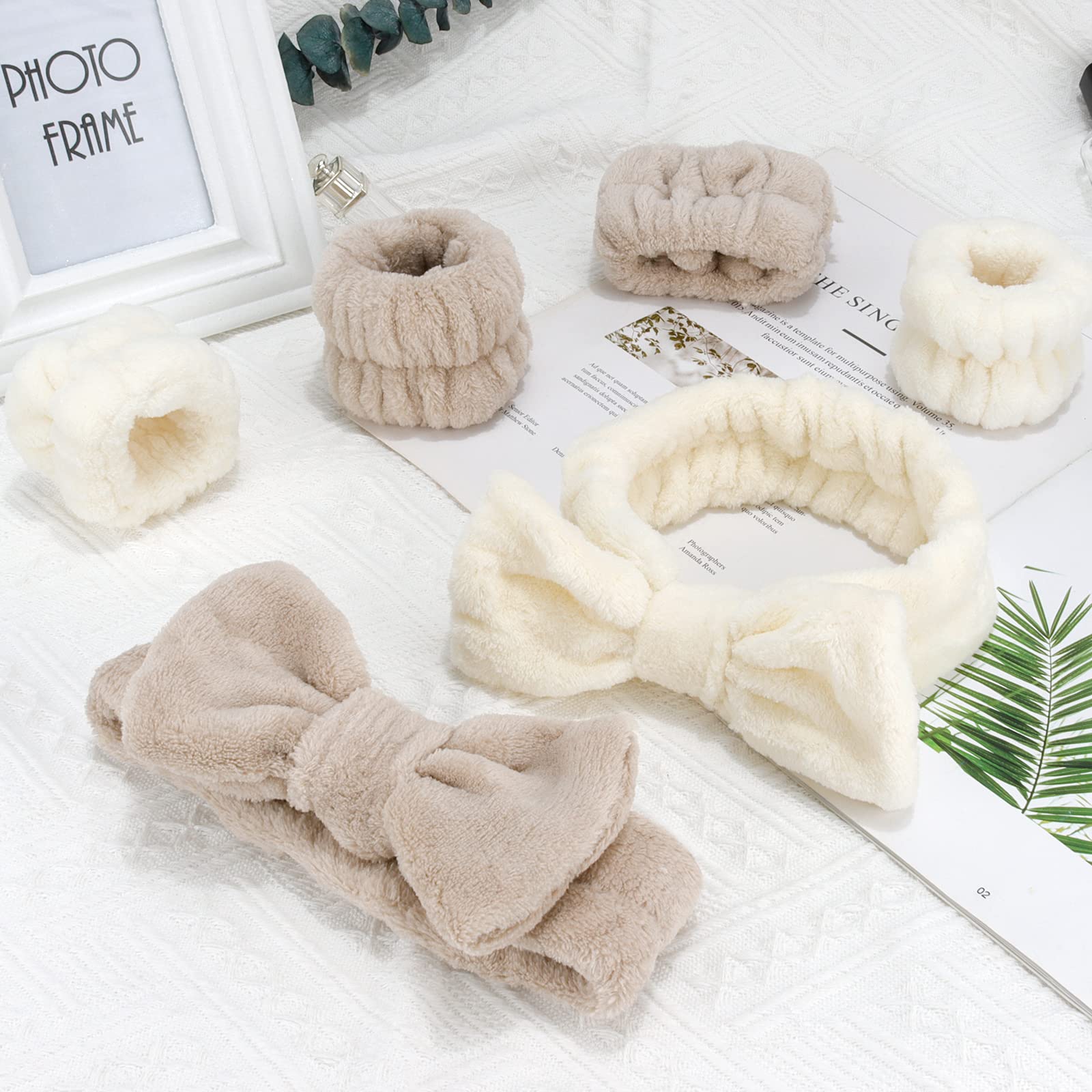 YXBZKGDCNG spa set in use during facial cleansing routine