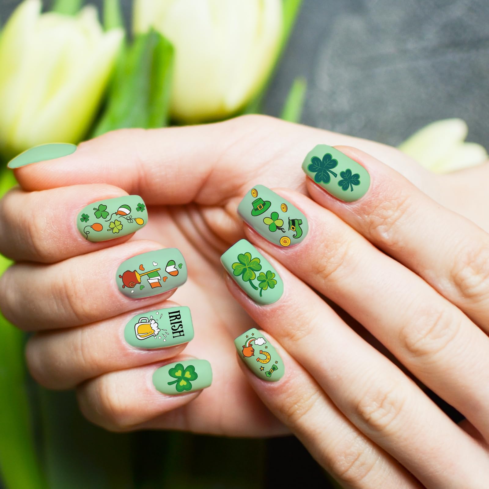 Close up of Whaline nail art stamping plate etchings