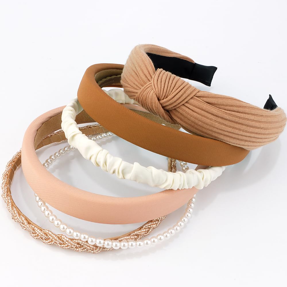 Woman wearing stylish Ahoney knotted headband