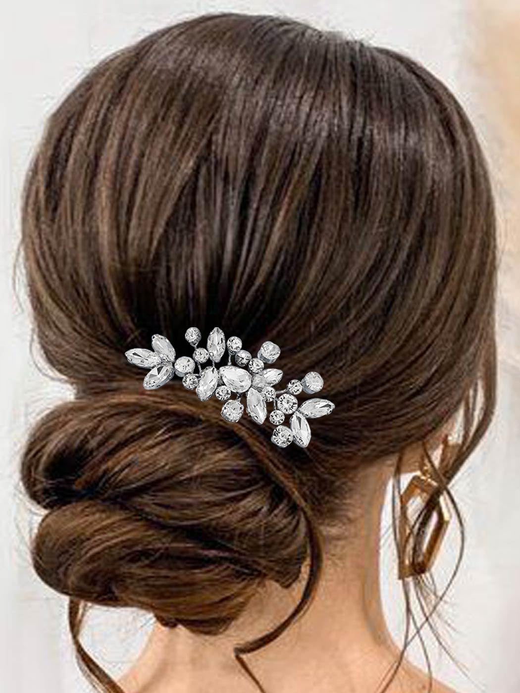 Close up of Catery rhinestone bridal hair accessory