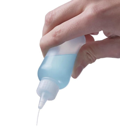 Two pack of ljdeals translucent squeeze bottles demonstrating the highly flexible and squeezable material.