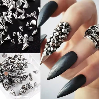 6-grid plastic container with punk bullet rivet nail art accessories
