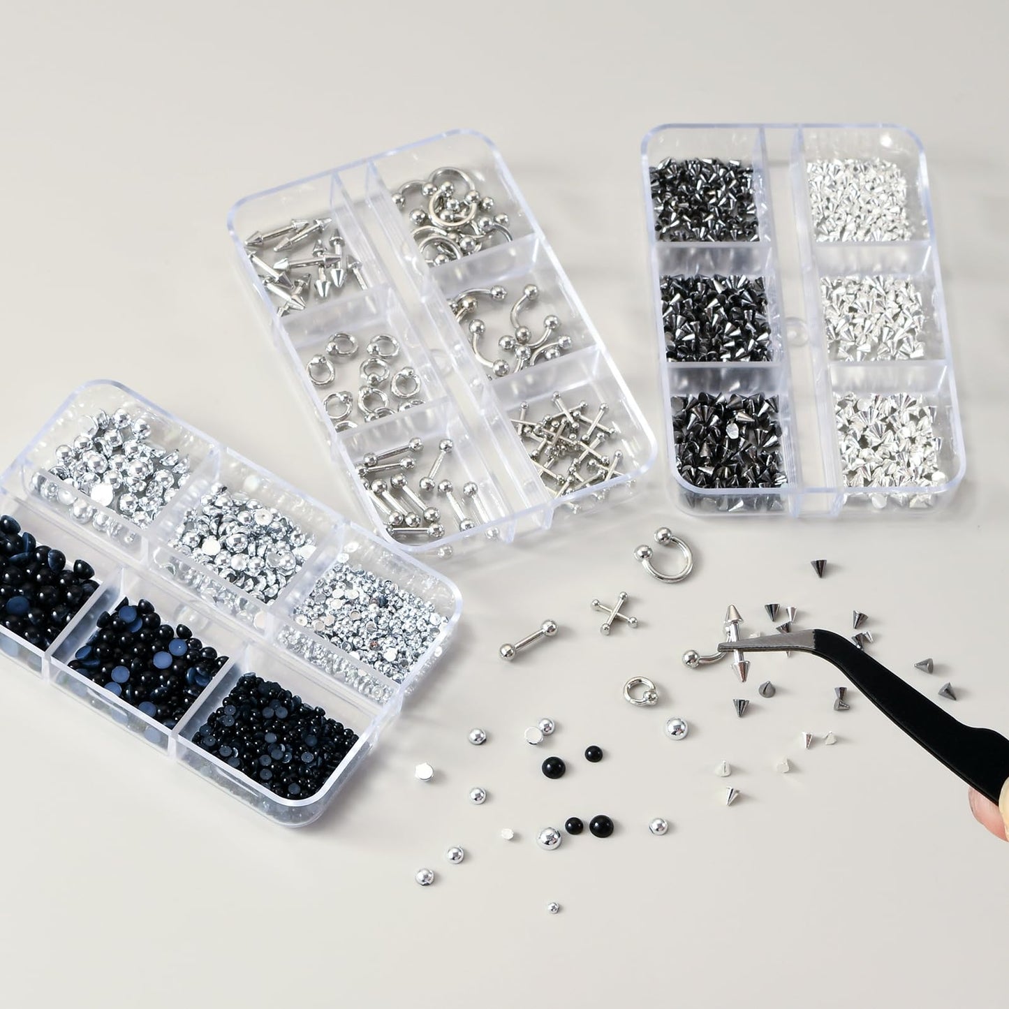 Pizadix nail art kit with included metal application tweezers