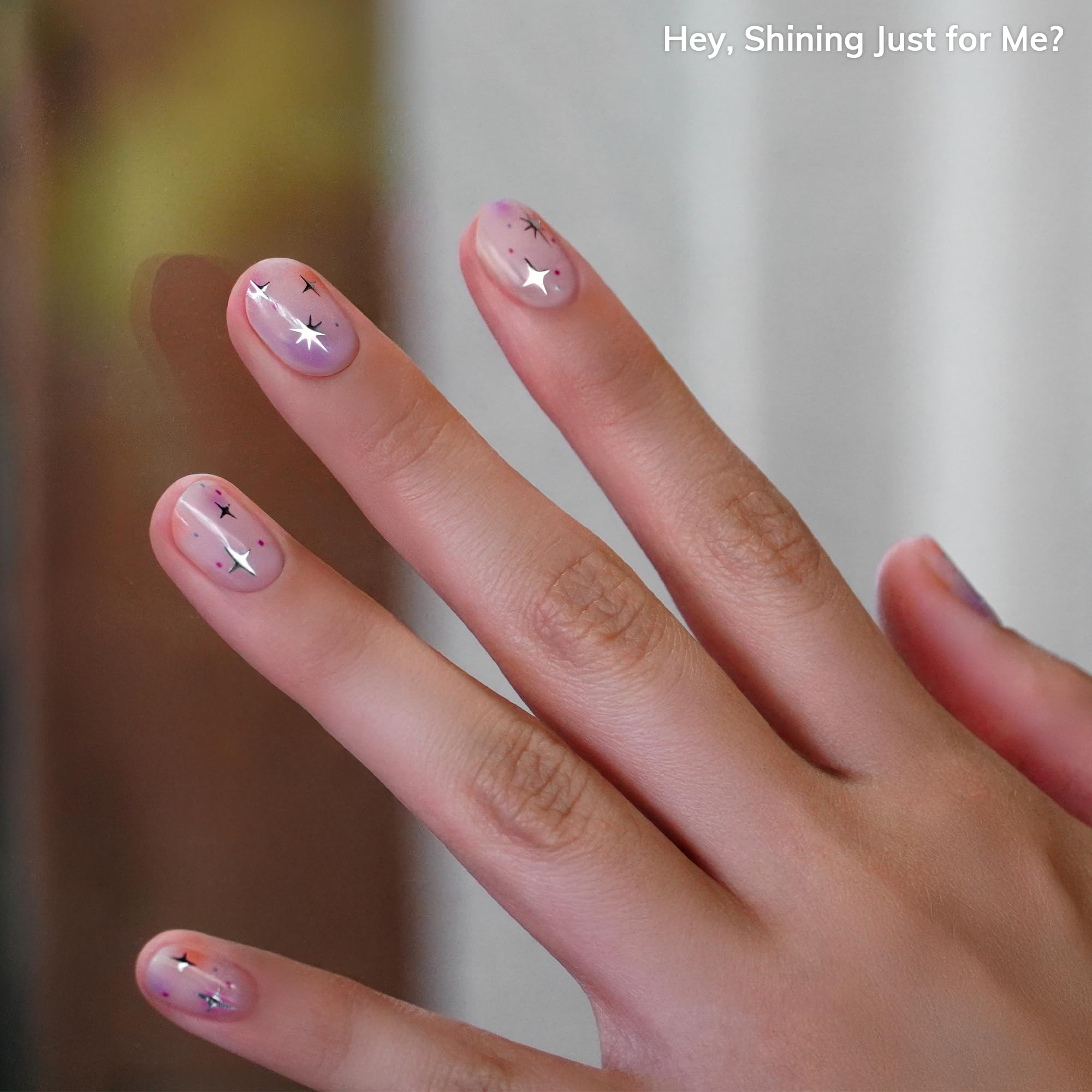 Detailed view of the Heyhae gel strip texture and glossy finish