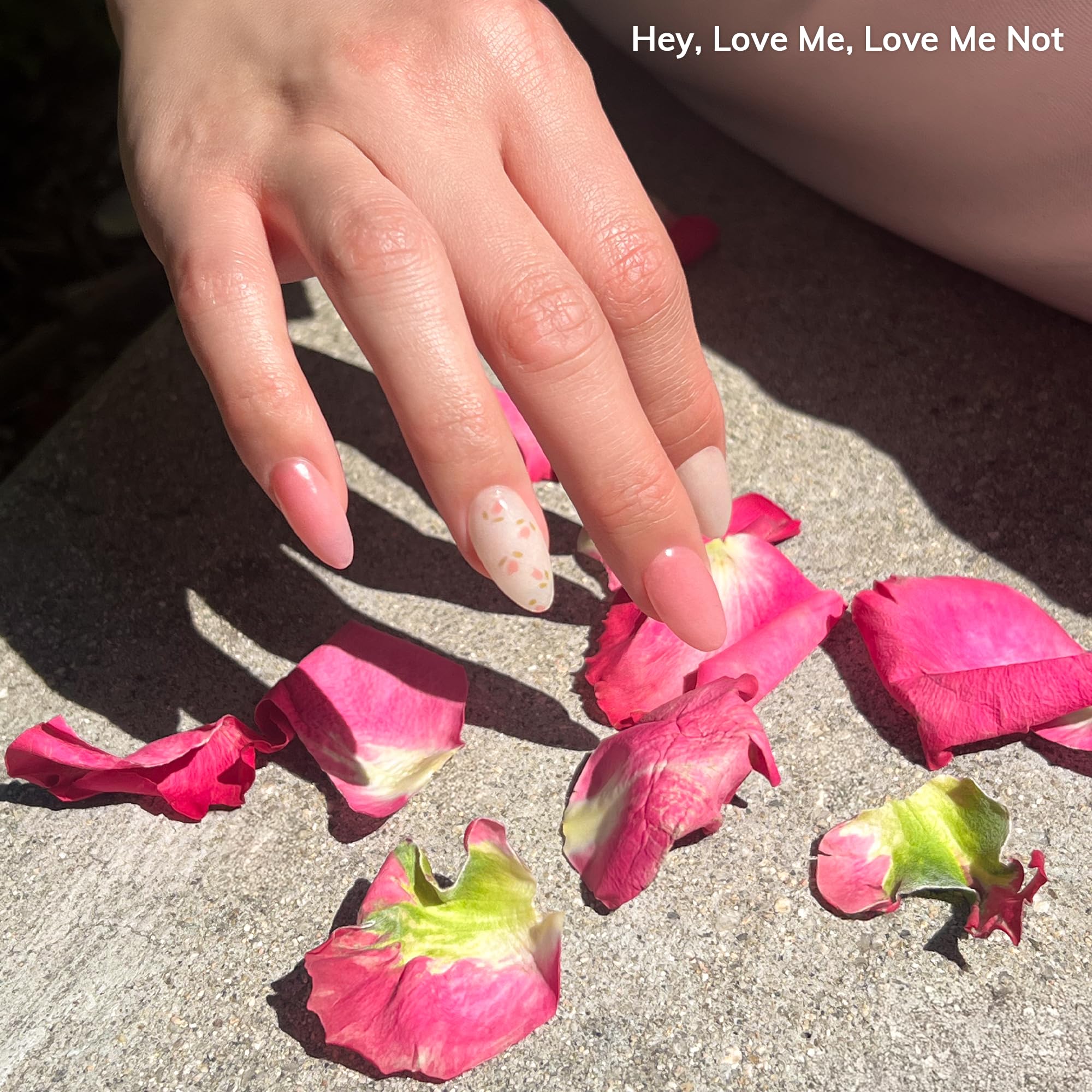 Heyhae gel nail strips showing pink floral and heart design