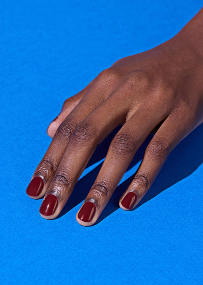 Model showing application of Ohora N Classic Burgundy strips