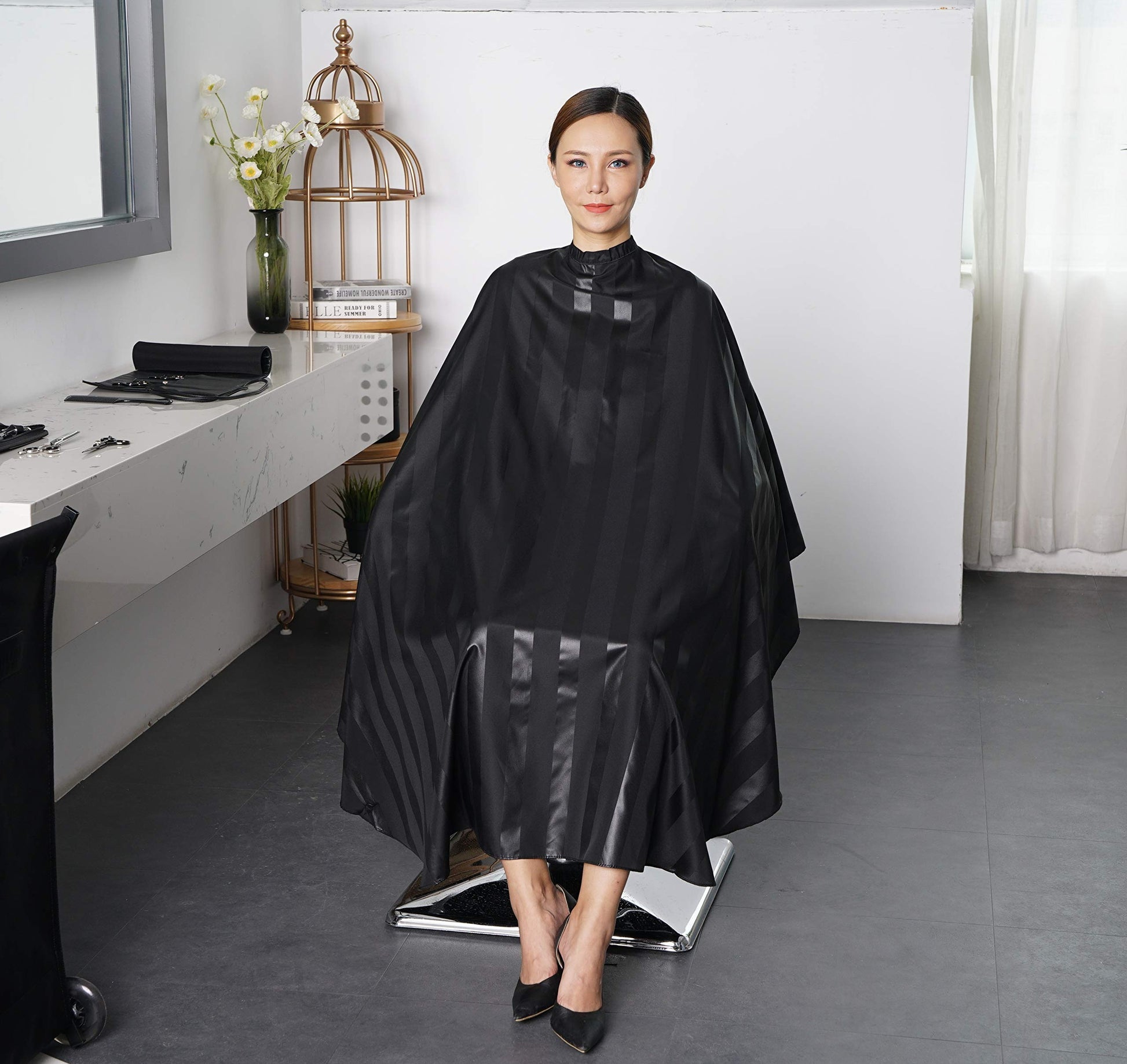 Close up of Smarthair salon cape water repellent fabric texture