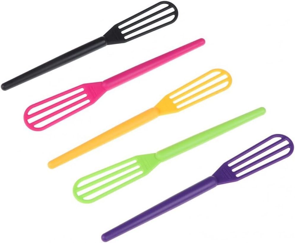Durable plastic hair bleaching highlight tools showing the compact size dimensions for professional barber shops.