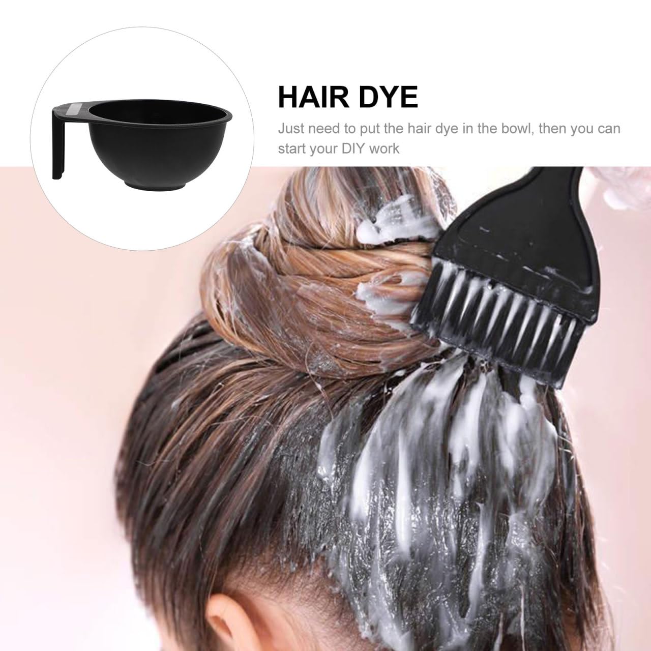 Close up view of the convenient handle on the Solustre hair color mixing tool
