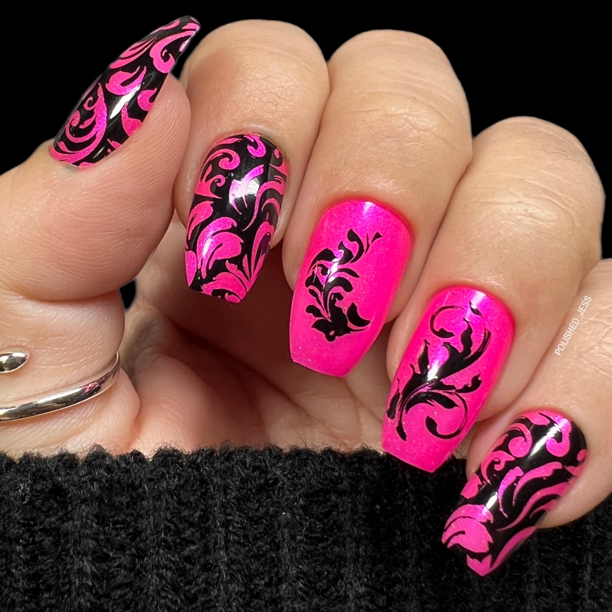 Stainless steel nail art template for elegant manicure designs