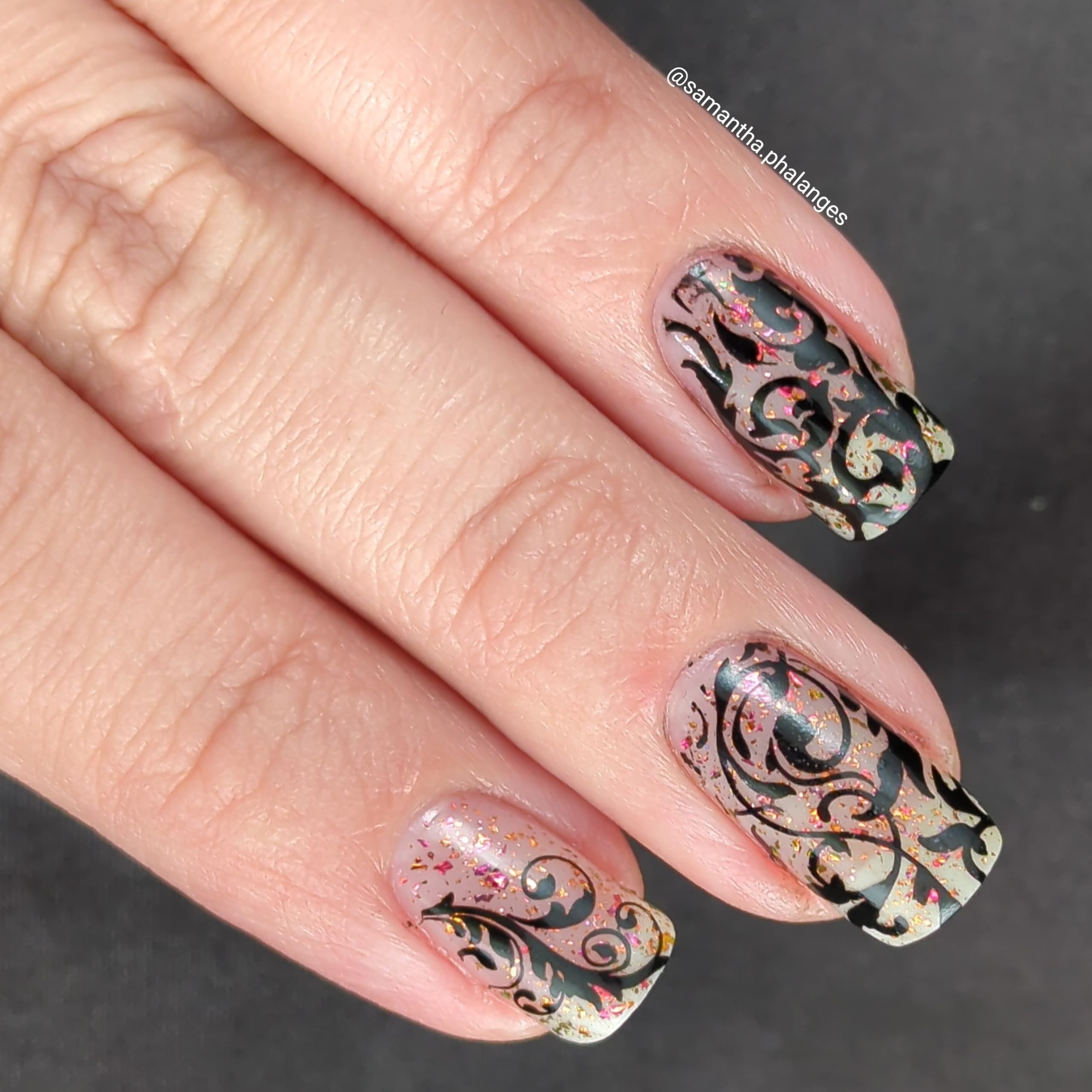 Detailed baroque and filigree designs on Maniology stamping plate