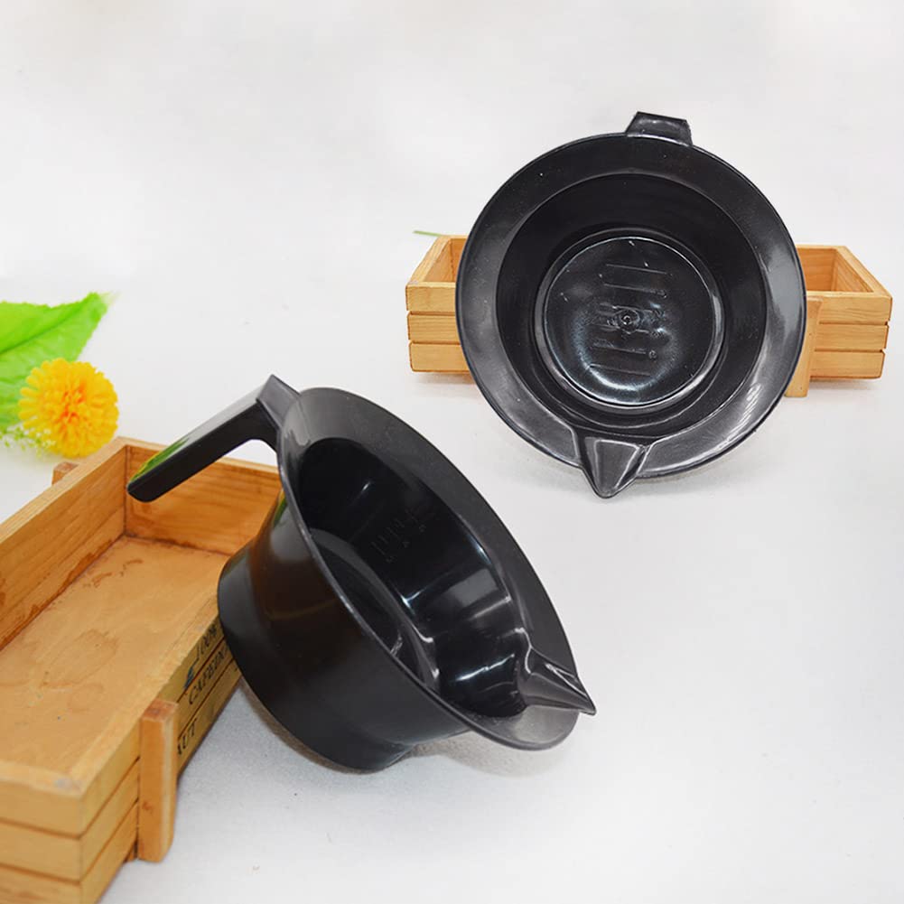 Soft 'N Style stackable hair dye bowl illustrating its space-saving design.