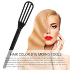 Lightweight plastic tint cream blender spoons in random colors