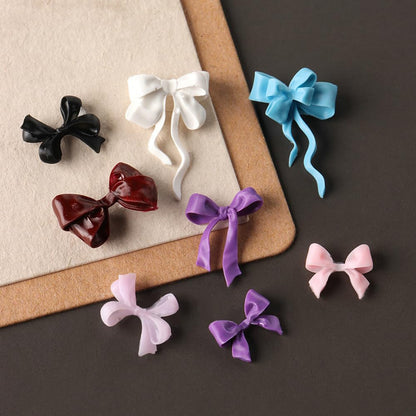 Salons and home DIY manicure setup featuring the WENEWFINE bowknot carving mould