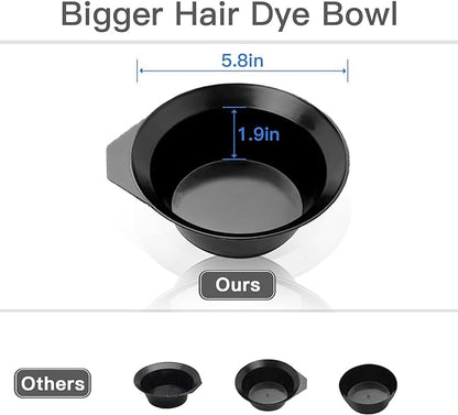 Four black crocodile-style hairdressing clips designed for secure hair sectioning during bleaching.