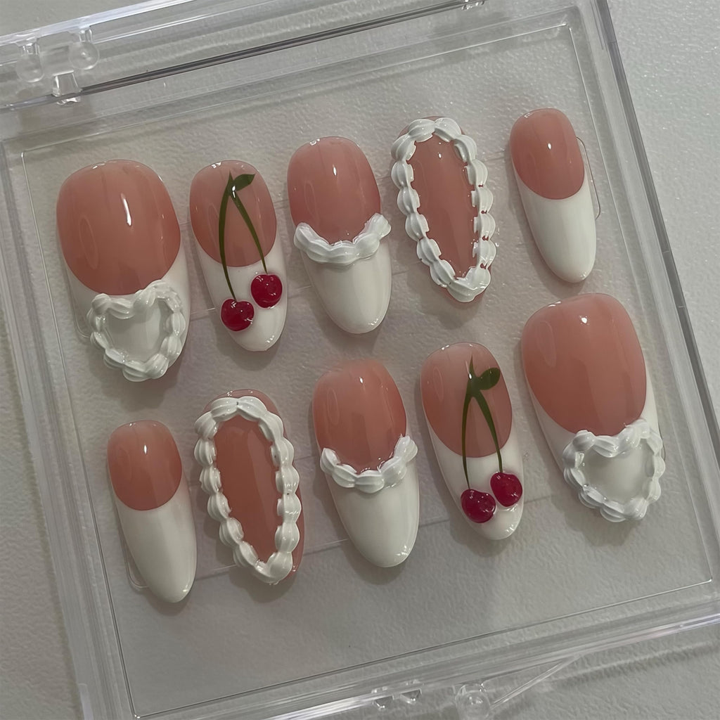 Gehaiwo imported beauty tool demonstrating the lightweight reusable design for multi session DIY crafting.