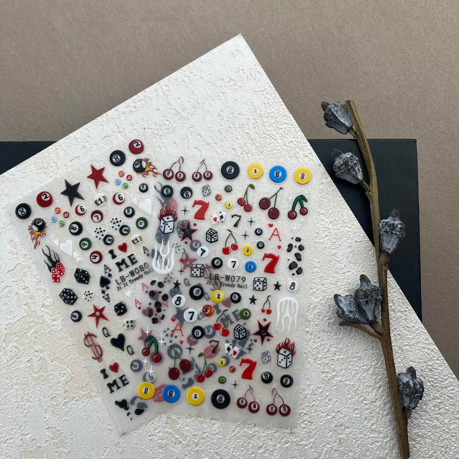 Application demonstration of 3D self-adhesive nail stickers