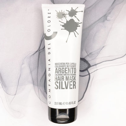 Creamy texture of the Italian formula silver color refreshing mask designed for yellow tone neutralization.